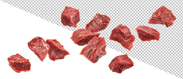 Cubes De Viande De Boeuf Cru Isolé Sur Fond Blanc