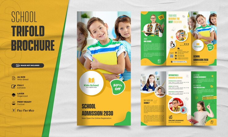 PSD de volta ao design de folheto com três dobras de admissão escolar com modelo de educação escolar de aprendizado on-line