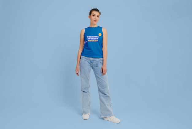 Design de maquete de camiseta minimalista