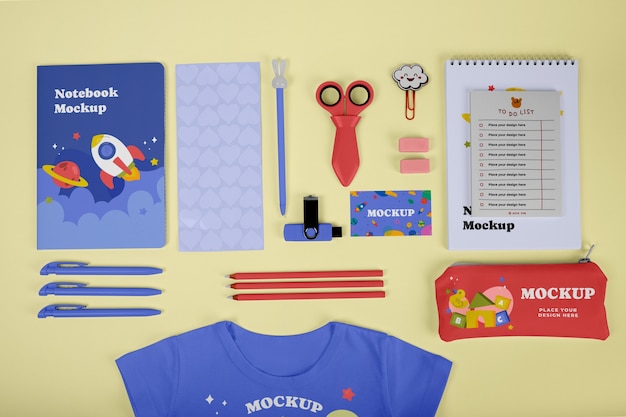 Design de maquete de conjunto de papelaria infantil