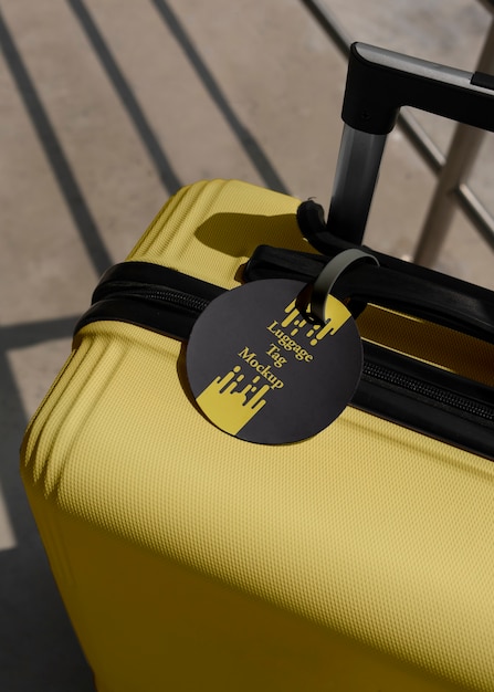 PSD design de maquete de etiqueta de bagagem