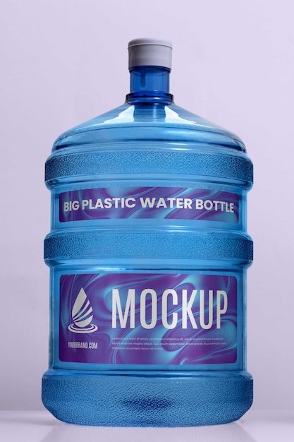 PSD design de maquete de garrafa de água de plástico grande
