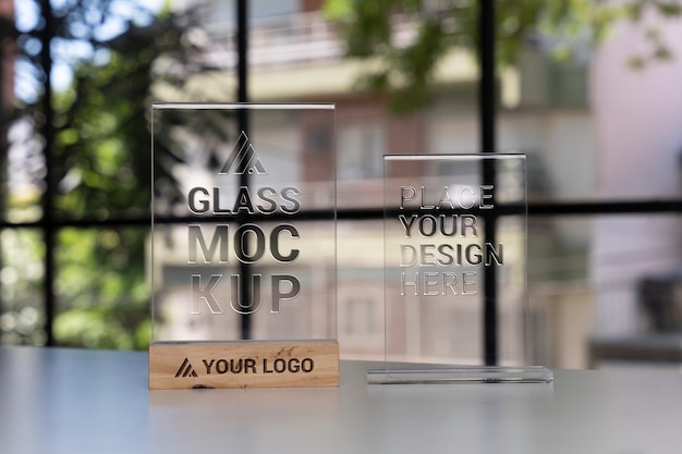 Design de maquete de tenda de mesa de vidro