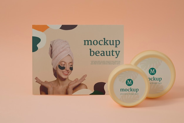 Design de mockup de folheto de cosméticos