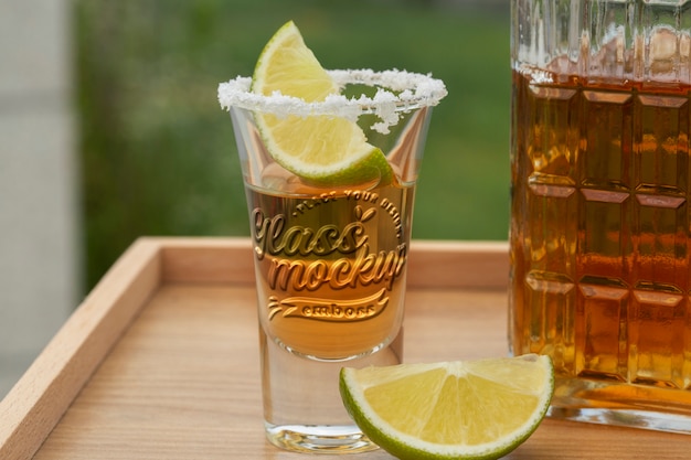 Design del mockup del colpo di tequila