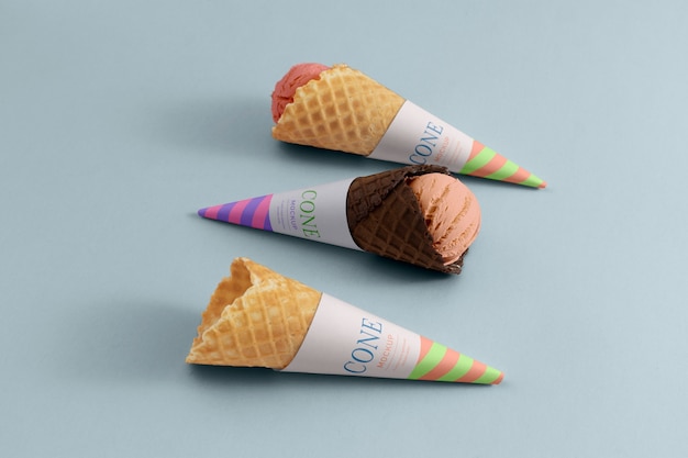 Design del mockup del cono di cartone