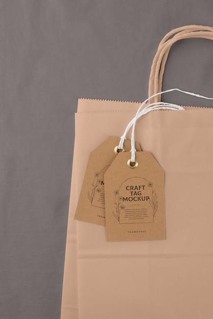 Design di mockup di etichette artigianali di carta