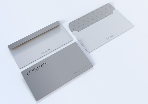 Design fotorealistico di mockup di buste