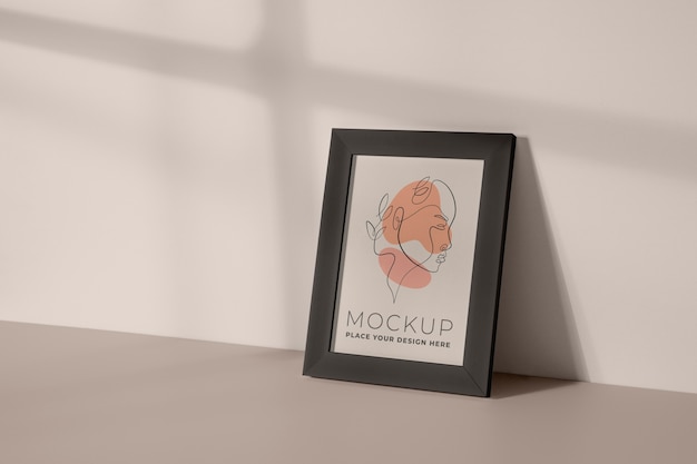 Design mock-up per un semplice telaio a parete verticale