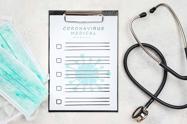 PSD desinfetante para as mãos e máscaras médicas na mesa