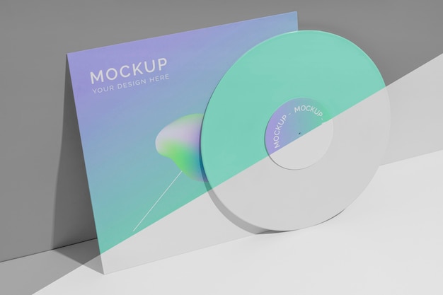 Disco in vinile retrò astratto con mock-up di imballaggio