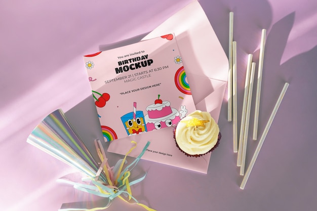 Disegno del mockup della carta di compleanno