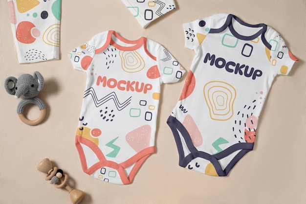 Disegno di modella di abbigliamento per bambini