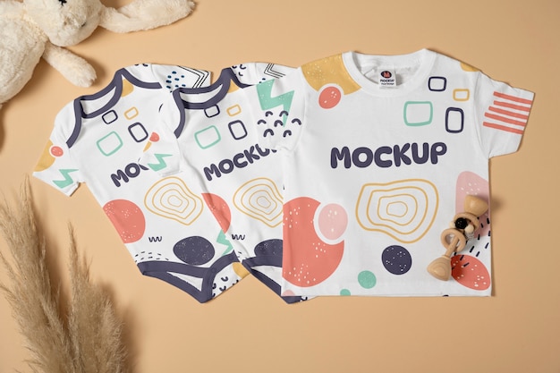 Disegno di modella di abbigliamento per bambini