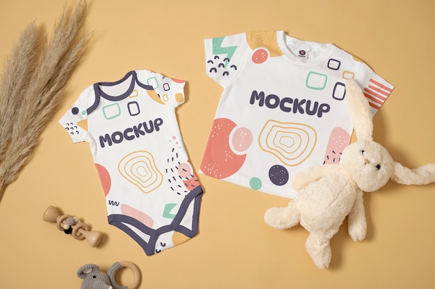 Disegno di modella di abbigliamento per bambini