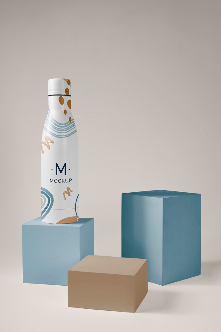 PSD diseño de la maqueta de la botella de gotas de agua