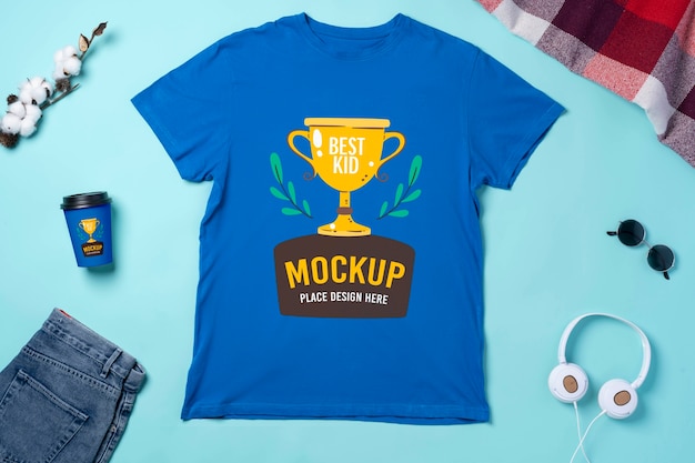 Diseño de maqueta de camiseta para familia.