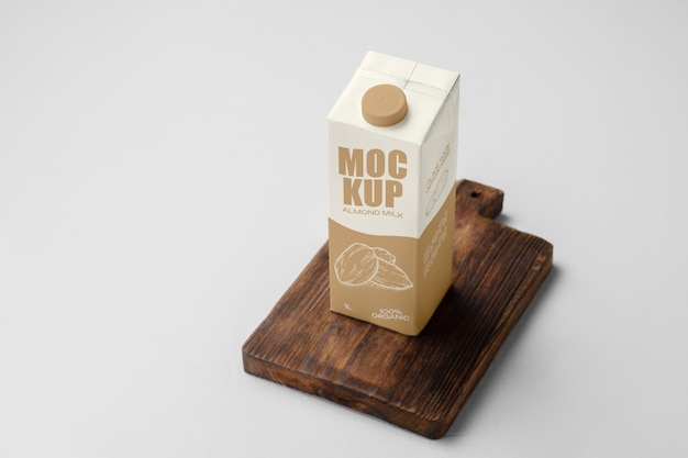 PSD diseño de maqueta de cartón de leche.