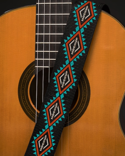 Diseño de maqueta de correa de guitarra.