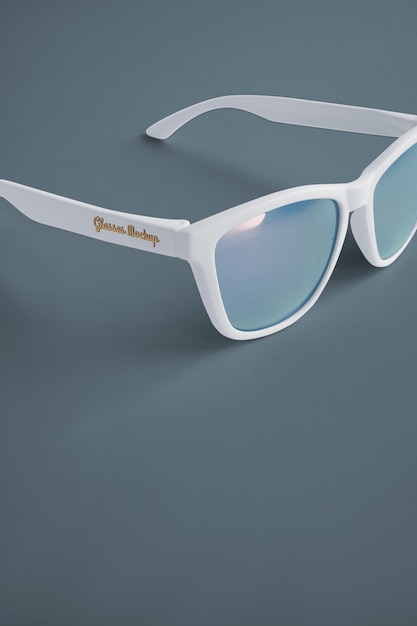 PSD diseño de maqueta de gafas de sol con estilo