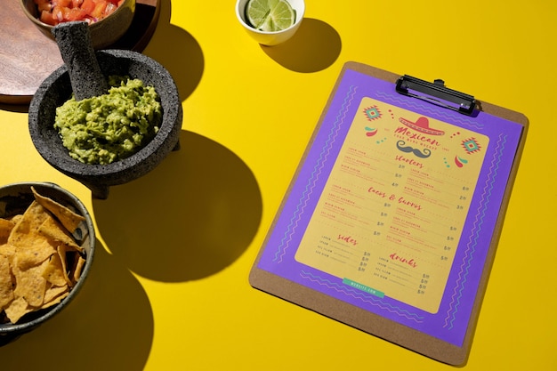 PSD diseño de maqueta de menú de restaurante de comida mexicana.
