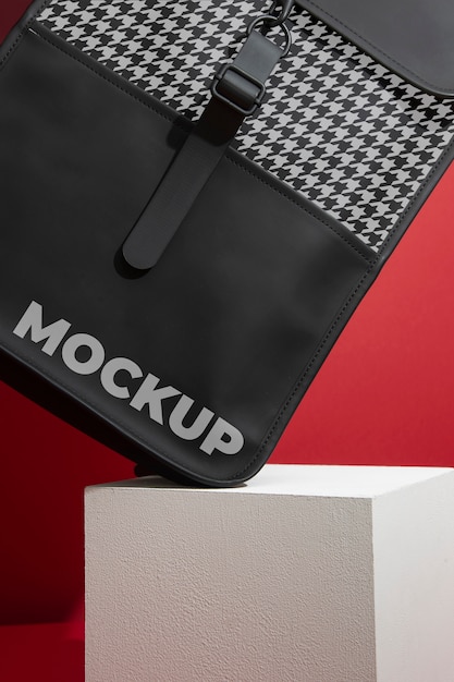 Diseño de maqueta de mochila empresarial.