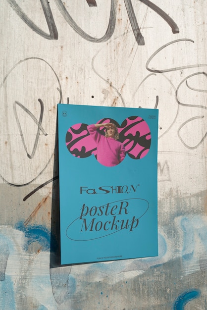 Diseño de maqueta de póster con fondo grunge abstracto