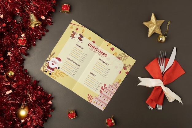 Diseño de menú navideño con decoración navideña