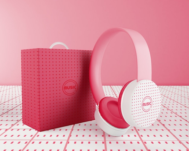 Disposición de auriculares rosa minimalista