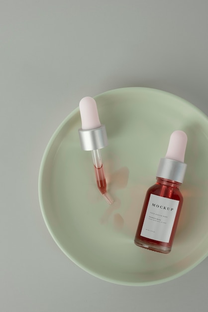 Disposizione del modello di contagocce cosmetico