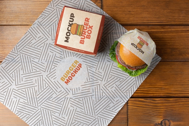 Disposizione hamburger e scatola vista dall'alto