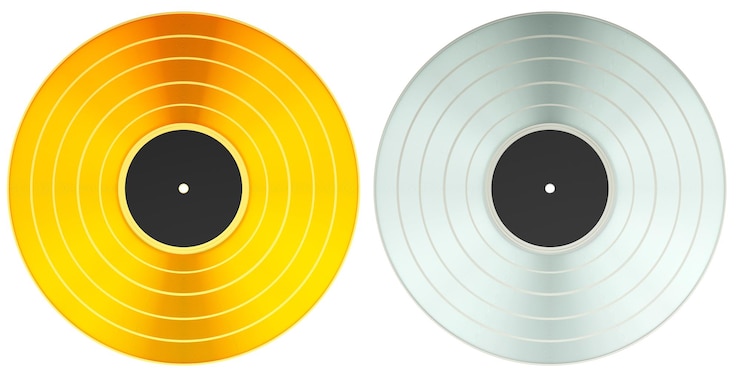 PSD disques d'or et de platine disque de vinyle ou album rendu 3d isolé sur un fond transparent