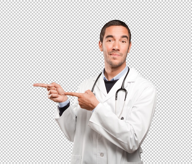 PSD doctor satisfecho señalando