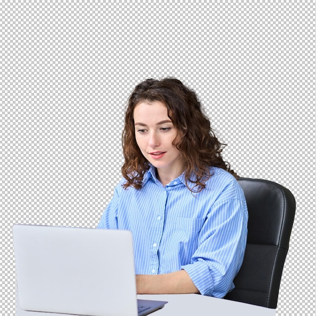 Donna che lavora al portatile in un ufficio