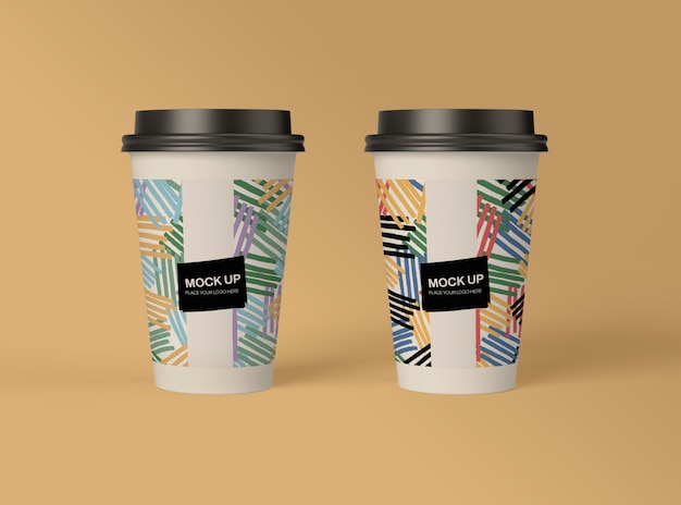 Dos vasos de papel impresos