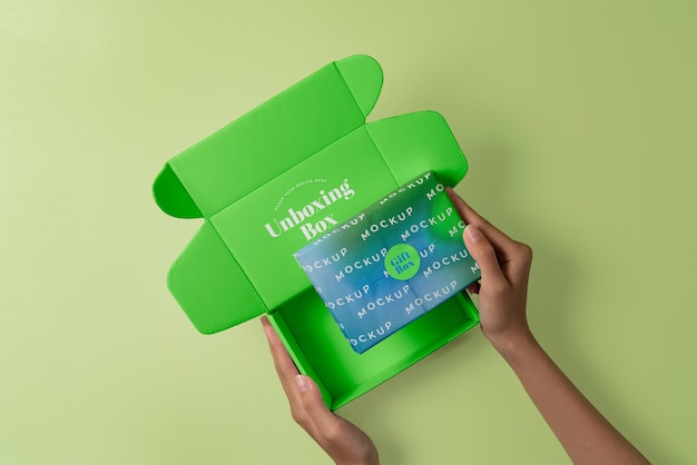 Draufsicht auf das Box-Unboxing-Mockup-Design