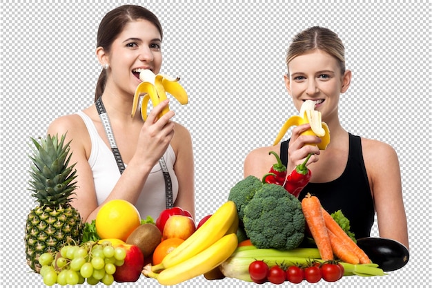 due donne stanno mangiando banane con una che dice banana