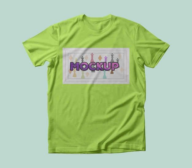 ein grünes T-Shirt mit dem Wort scrawled drauf