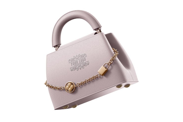 Elegante borsa da donna nera su sfondo bianco