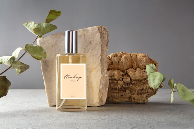 Elegante e lussuoso modello di bottiglia di vetro per profumo