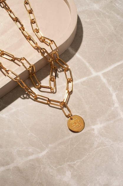 Elegantes Goldkettenmodelldesign