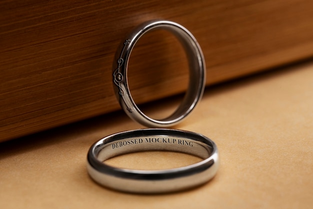PSD em close-up no modelo de anel de casamento