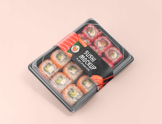 PSD embalagens plásticas de comida asiática com maquete de rótulo de sushi