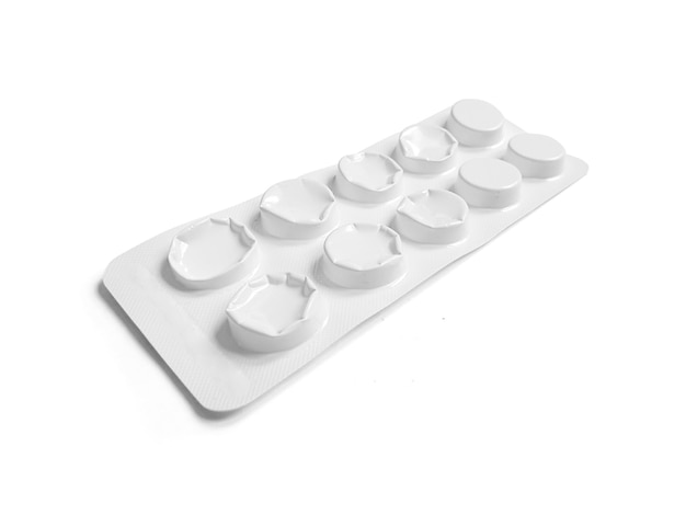 Envase de pastillas y pastillas usadas Concepto de farmacia y medicamento Fondo transparente