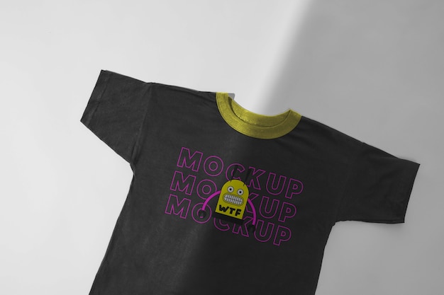 Estúdio de cena mínima de camiseta preta plana leiga