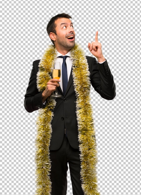 Evento de férias de Natal. Homem com champanhe comemorando o ano novo 2019