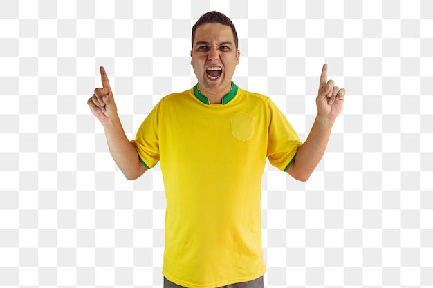 PSD fã brasileiro negro com camisa amarela do time de futebol isolada