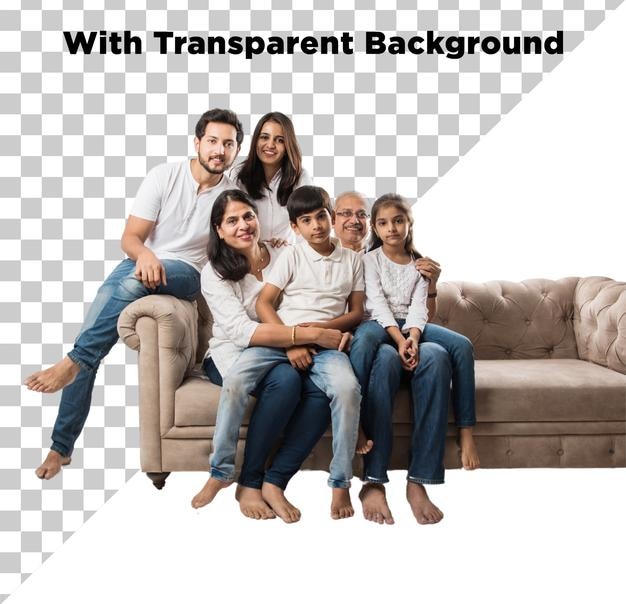 Une famille Desi assise et enjouée sur un canapé PNG PSD sur un fond transparent