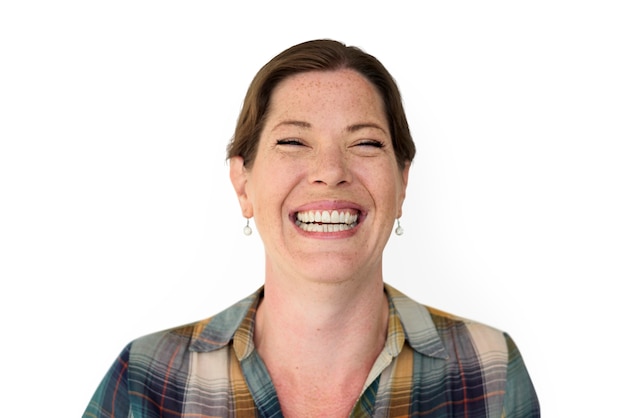 Felicidad mujer sonriendo retrato de estudio casual