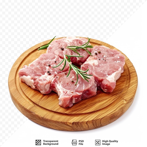 PSD un filete de cerdo crudo sobre una tabla de madera listo para cocinar